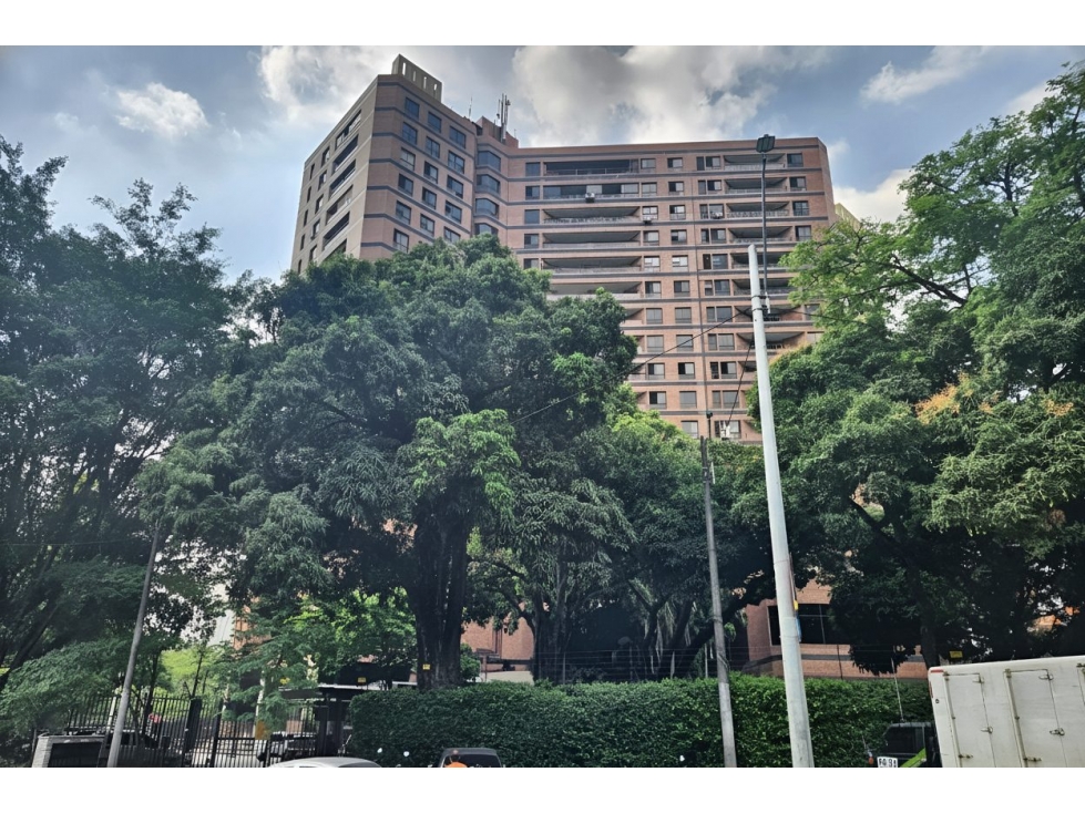 Garaje en venta - Cali