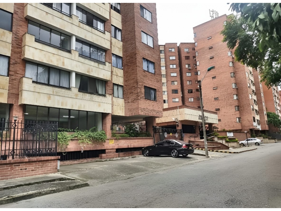 Garaje en venta - Cali