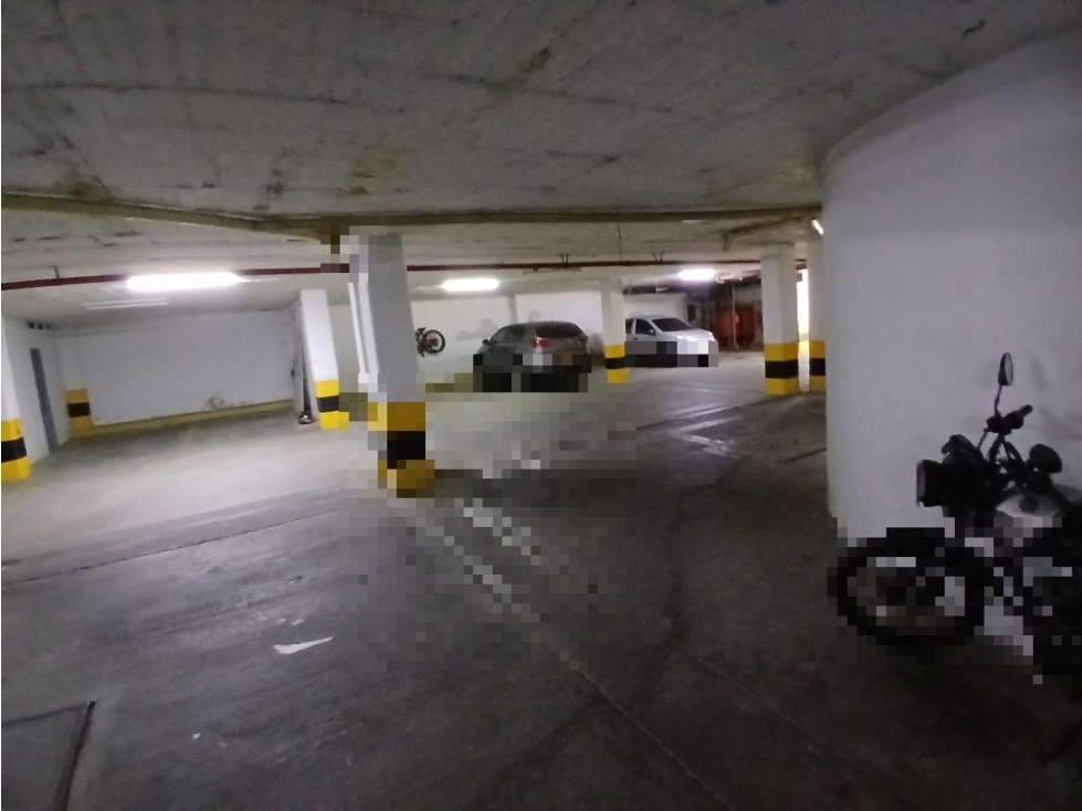 GARAJE O PARQUEADERO 19 ED TORRES DE KALUA CL 8C 47 35 — foto 3
