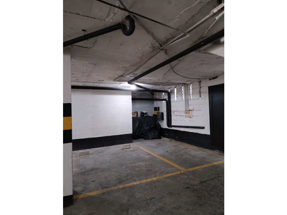 Celda o Parqueadero en Edificio para la Venta
