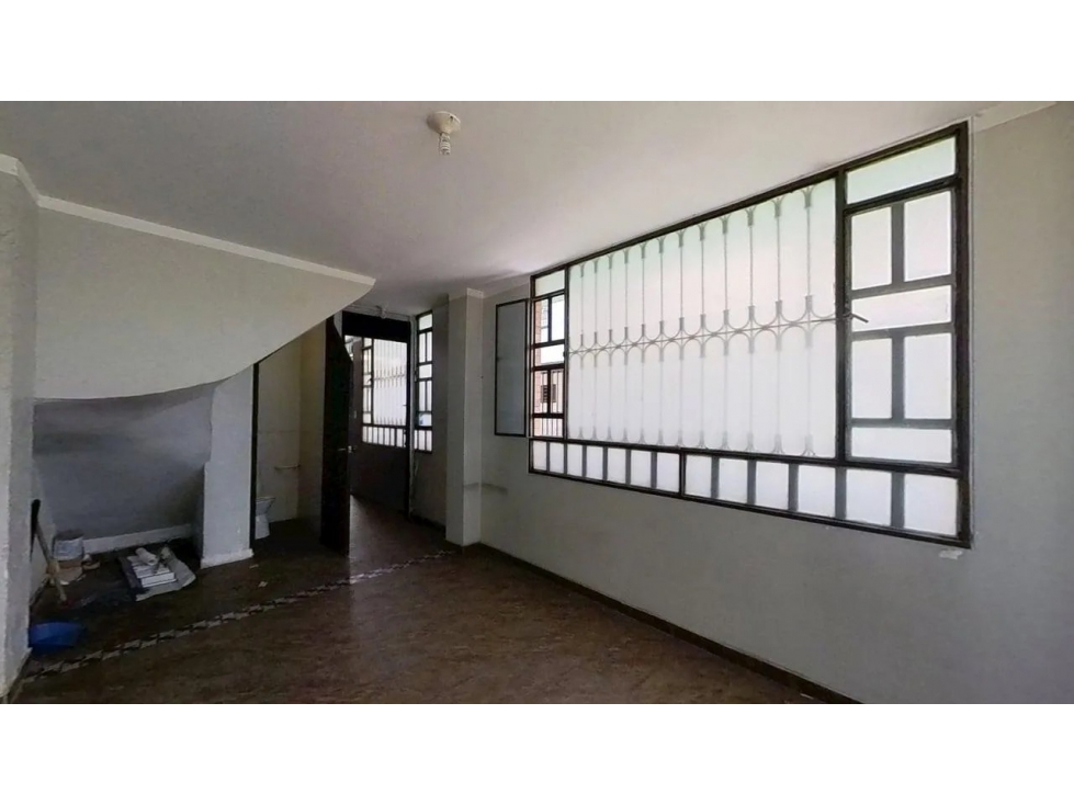 Garces Navas Oriental, Engativá - 5H/4B + Bajó $16.5M · Casa - 2