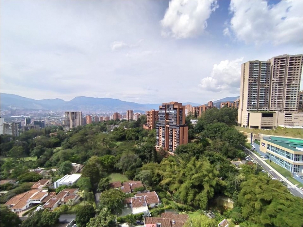 Apartamento para Venta con Vista en Medellín Poblado — foto 2