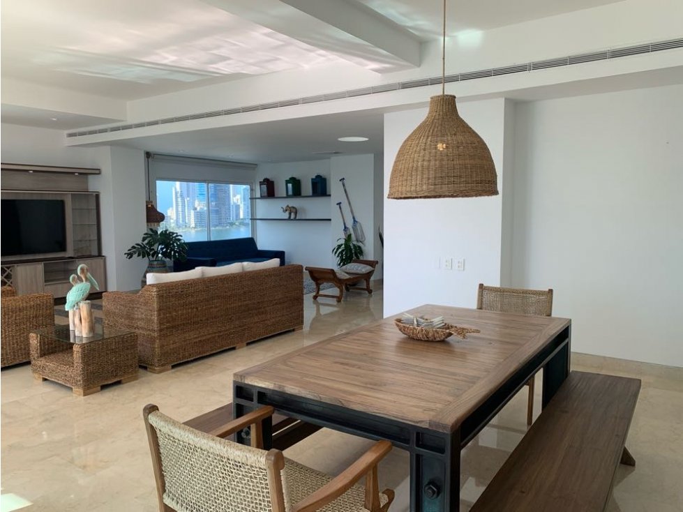 Gran apartamento vistas playa y bahía — foto 2