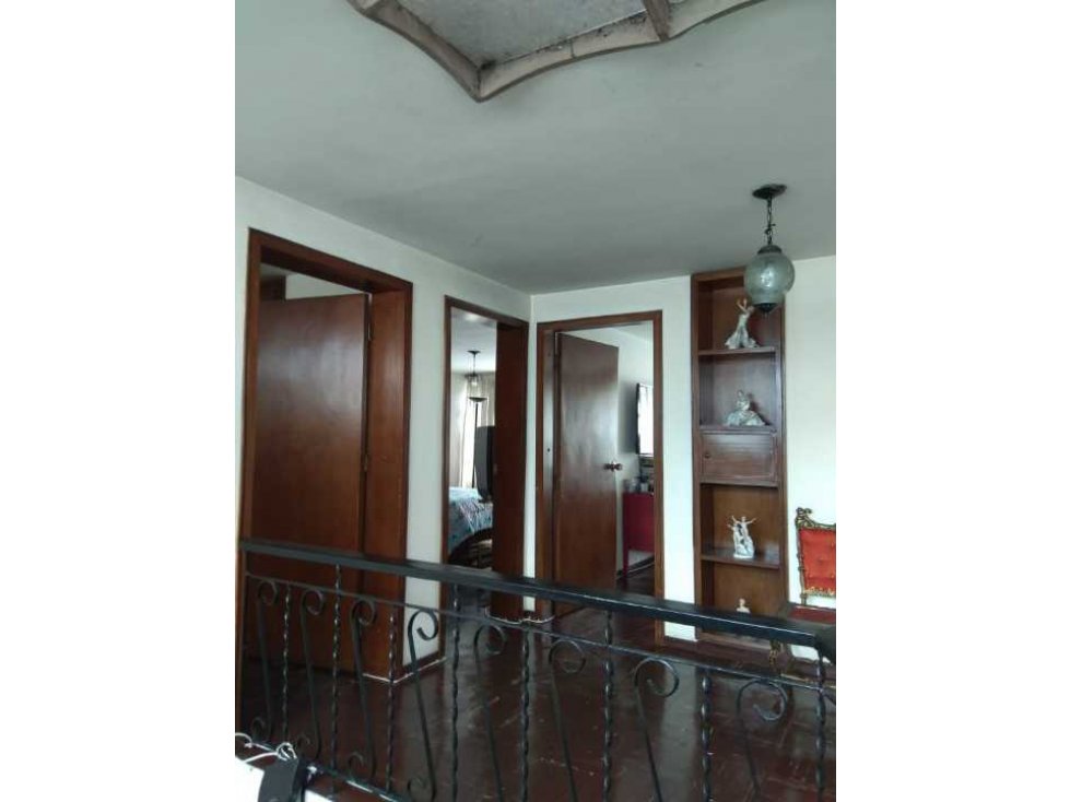 Gran Casa 8 alcobas Avenida Santander Manizales - 3