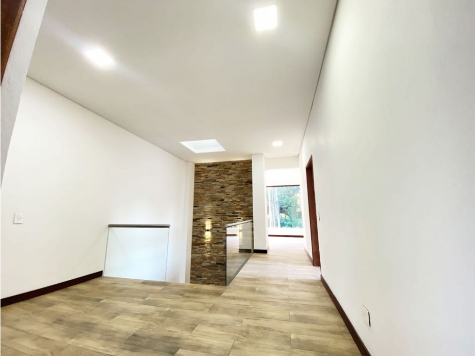 Casa en Arriendo en Llanogrande unidad cerrada - 4