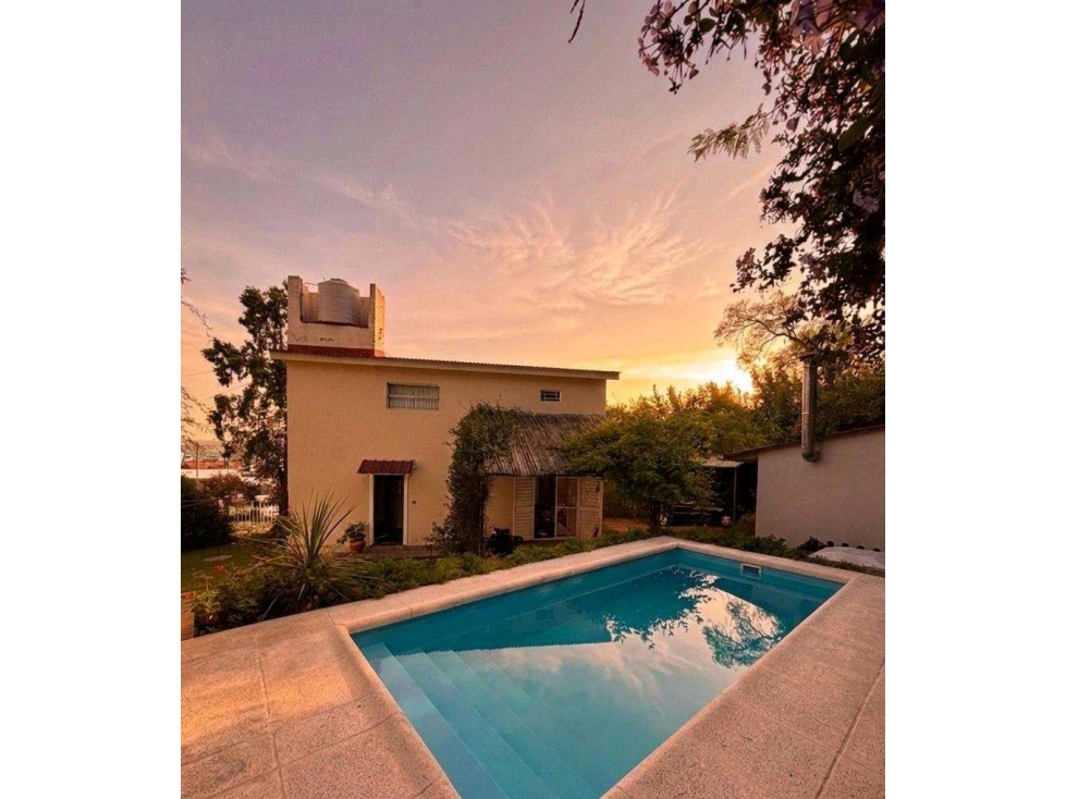 GRAN CHALET CON PISCINA Y VISTA AL LAGO EN LAS VERTIENTES VILLA CA - 1