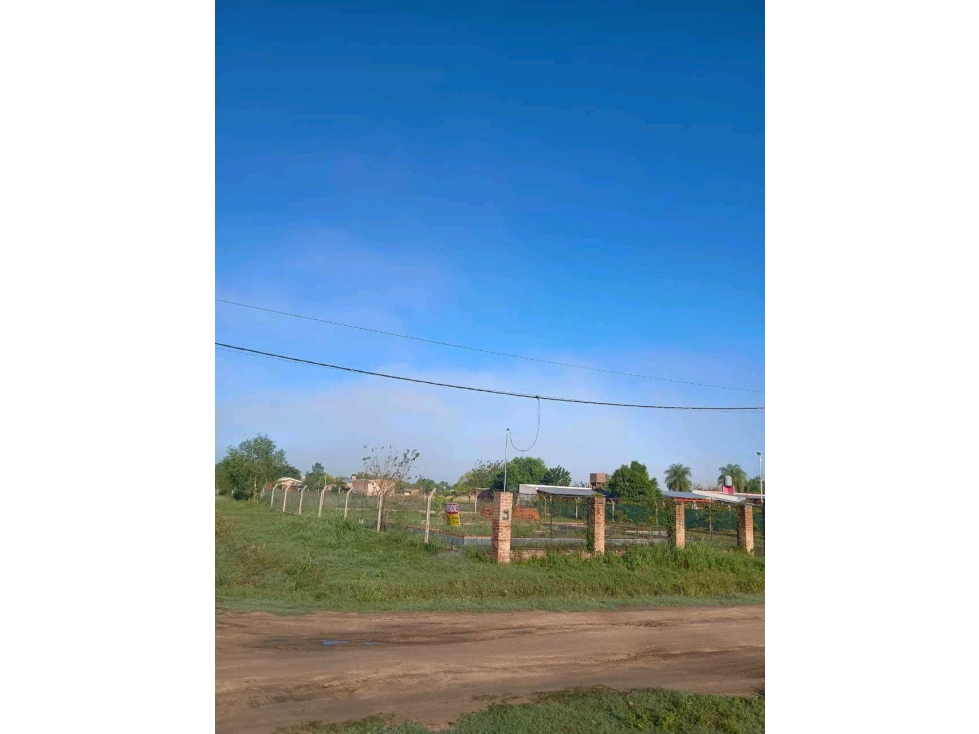 Gran esquina con cerramiento y mejora en Margarita Belén - 1