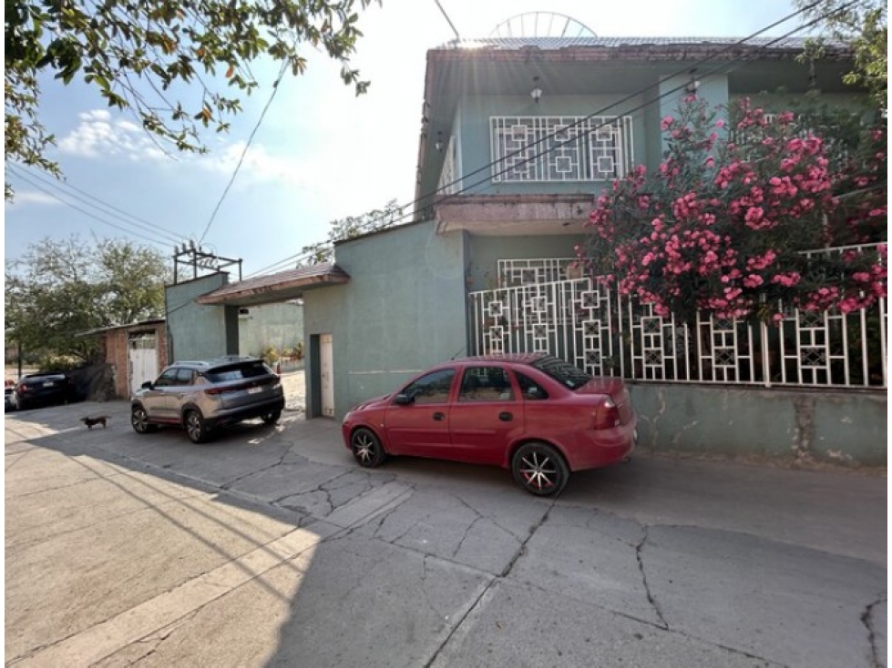 Gran Oportunidad: Casa con 2,580m² de Terreno en Numarán, Michoacán
