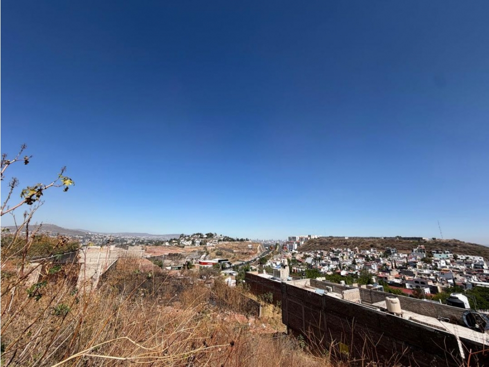 Gran oportunidad de inversión Terreno en Jardines del Tapatío - 5