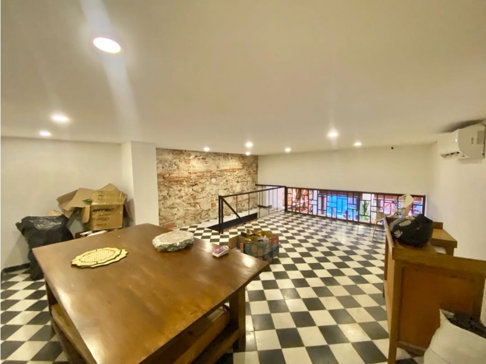Gran Oportunidad: Local en Arriendo en el Corazón del Centro Histórico — foto 4