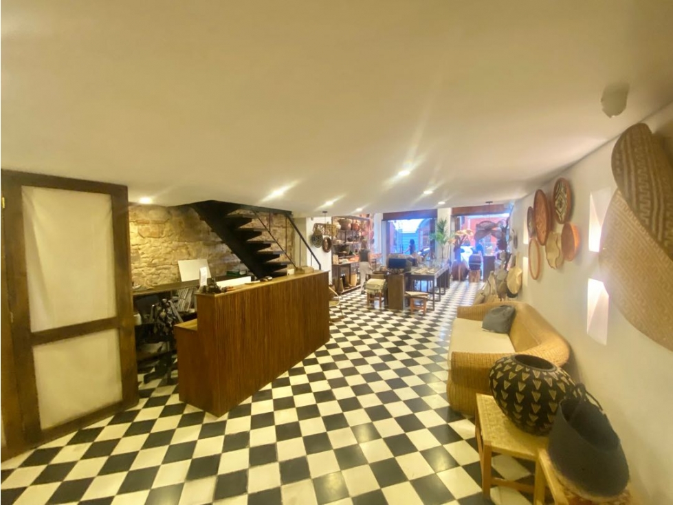 Gran Oportunidad: Local en Arriendo en el Corazón del Centro Histórico — foto 3