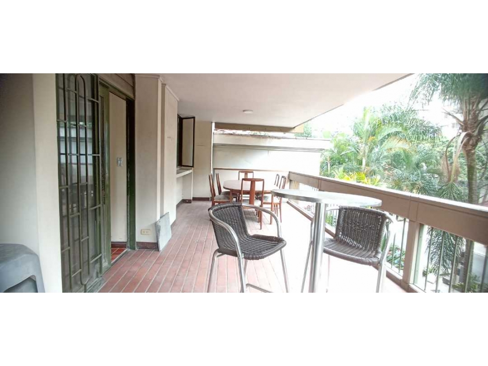 Grande apartamento en venta centro de Medellin