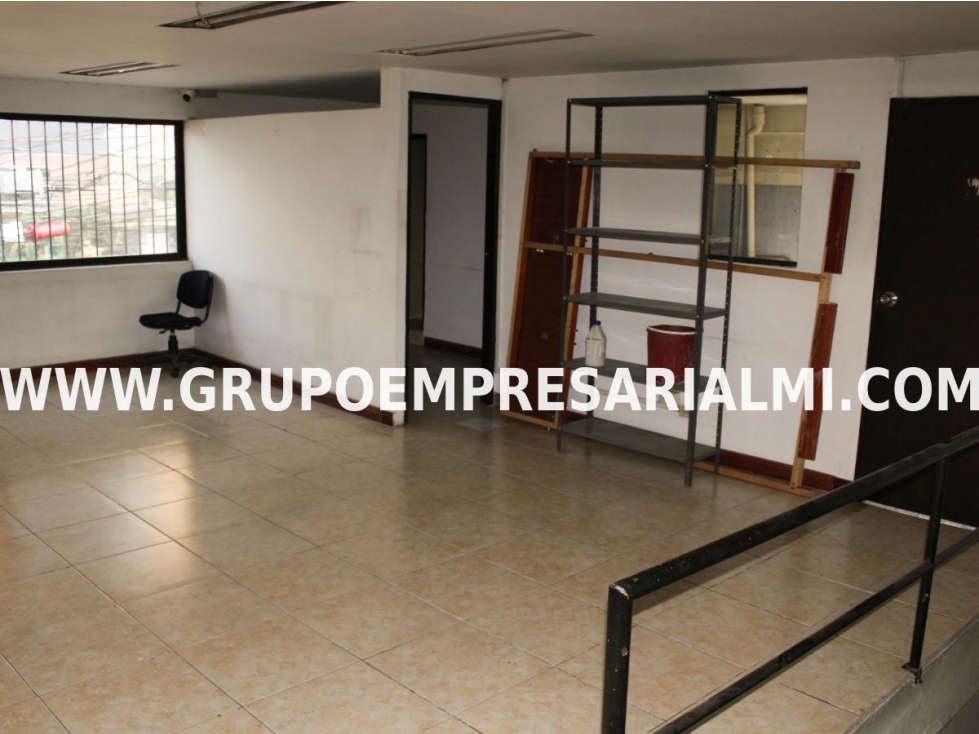 GRANDIOSA BODEGA - LOTE EN VENTA - SECTOR LA FLORIDA COD: 31655 - 5