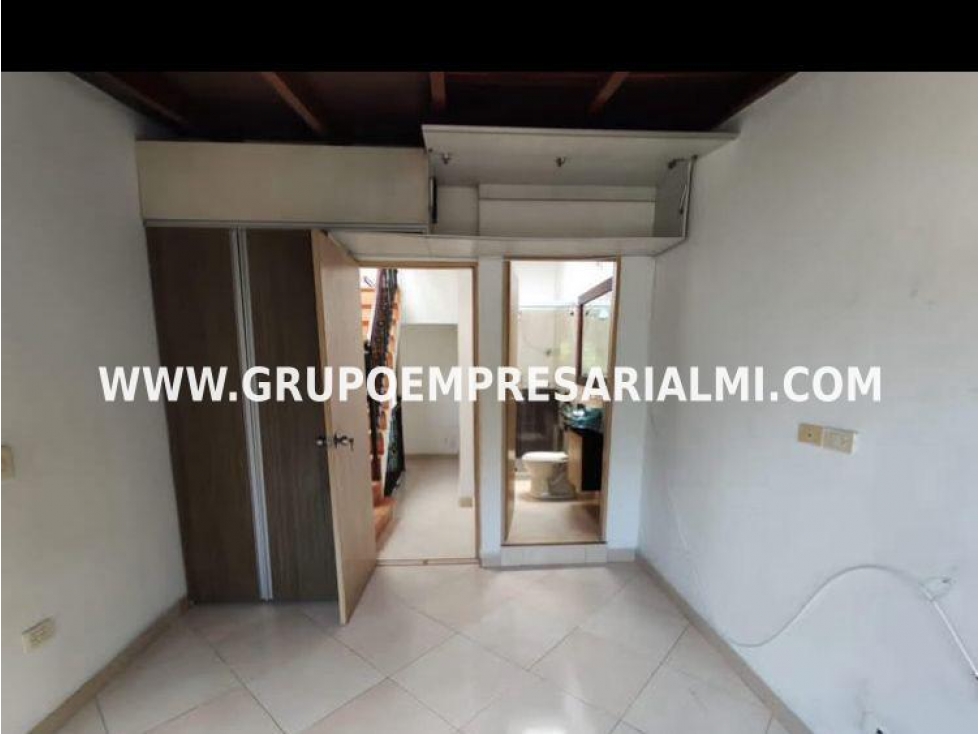 GRANDIOSA CASA BIFAMILIAR EN VENTA - SECTOR RINCÓN COD: 32947 — foto 5