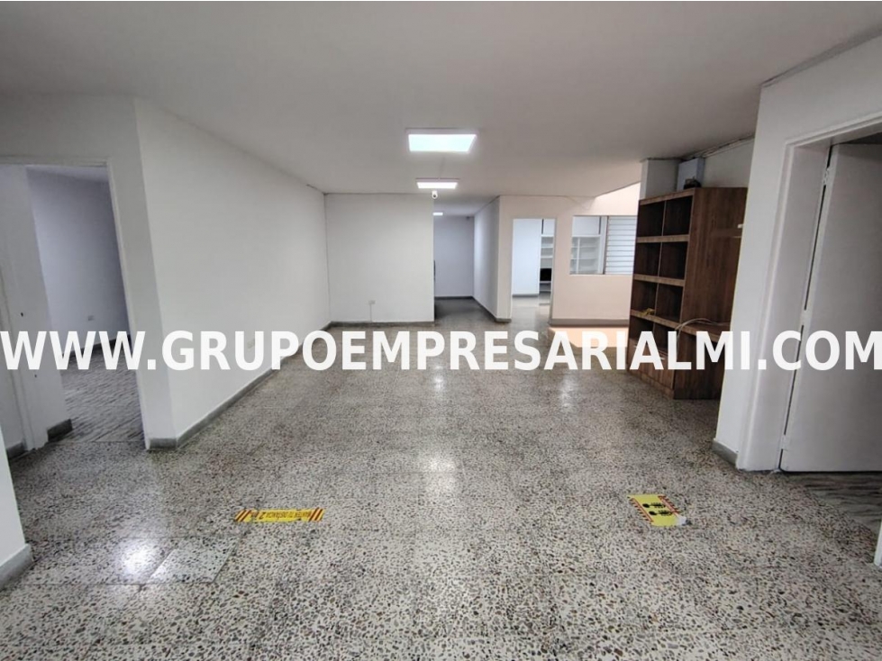 GRANDIOSA CASA COMERCIA EN ARRIENDO - SECTOR MIRAVALLE COD: 33699 — foto 2