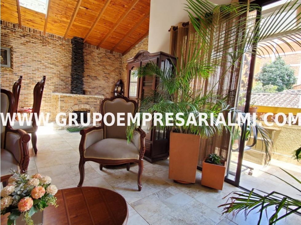 GRANDIOSA CASA DÚPLEX EN VENTA - SECTOR LA FERRERÍA COD: 24393 - 6