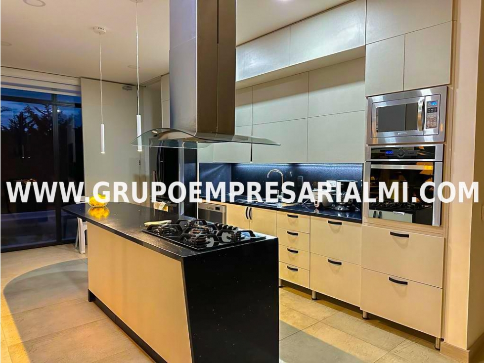 GRANDIOSA CASA EN VENTA - SECTOR LA CEJA COD: 31232 — foto 4