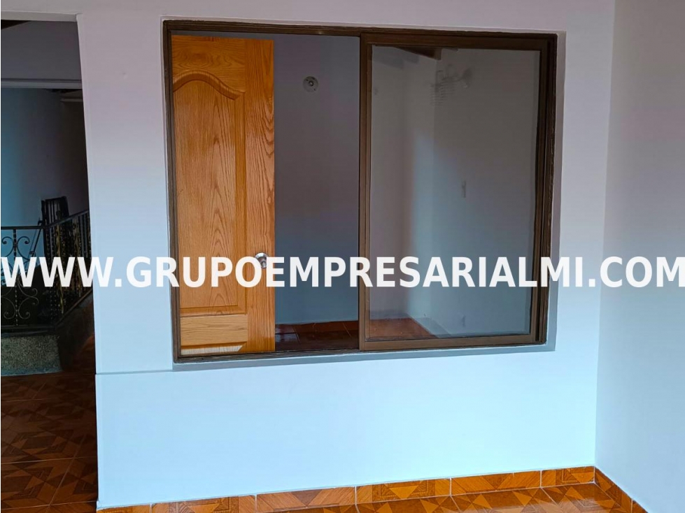 GRANDIOSA CASA EN VENTA - SECTOR ENCISO COD: 31293 — foto 4