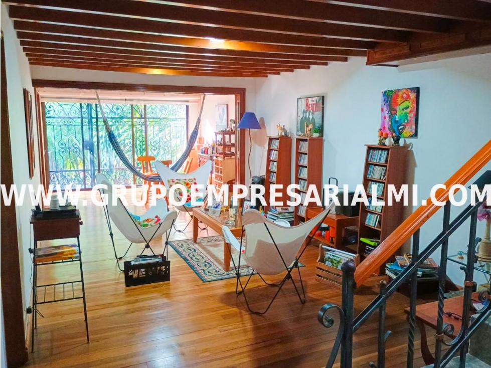 GRANDIOSA CASA EN VENTA - SECTOR LA INMACULADA COD: 31348