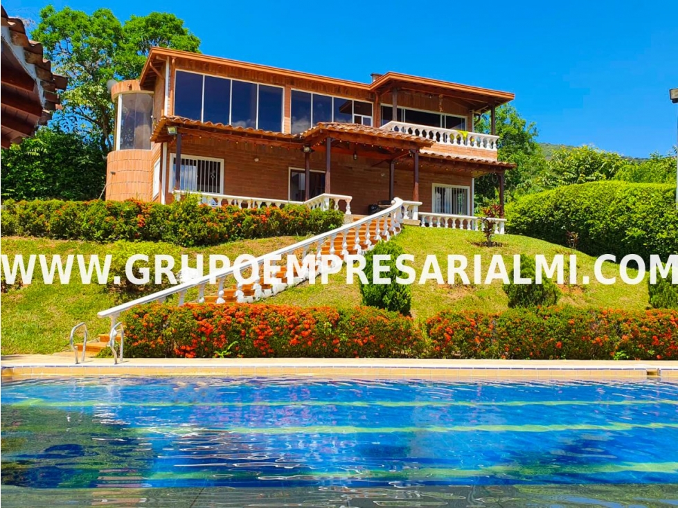GRANDIOSA CASA FINCA EN VENTA - SECTOR EL CALVARIO COD: 31310 - 3