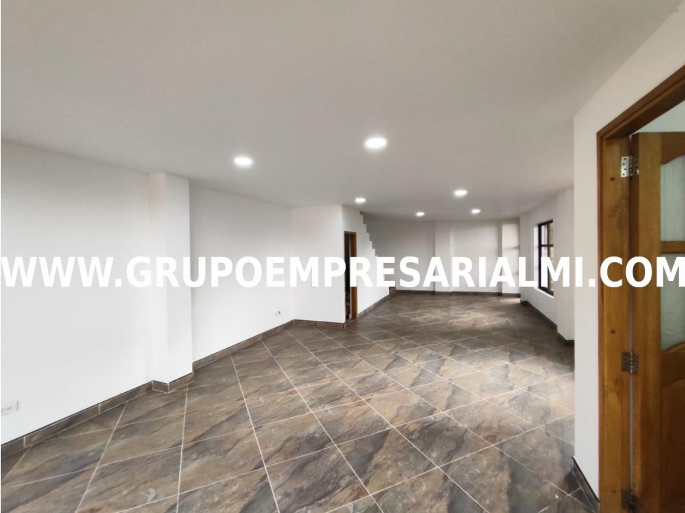 GRANDIOSA CASA UNIFAMILIAR EN ARRIENDO - SECTOR EL ESCOBERO COD: 31517 — foto 6