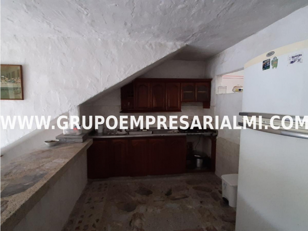 GRANDIOSA CASA UNIFAMILIAR EN VENTA - SECTOR EL HATILLO COD: 32753 - 3