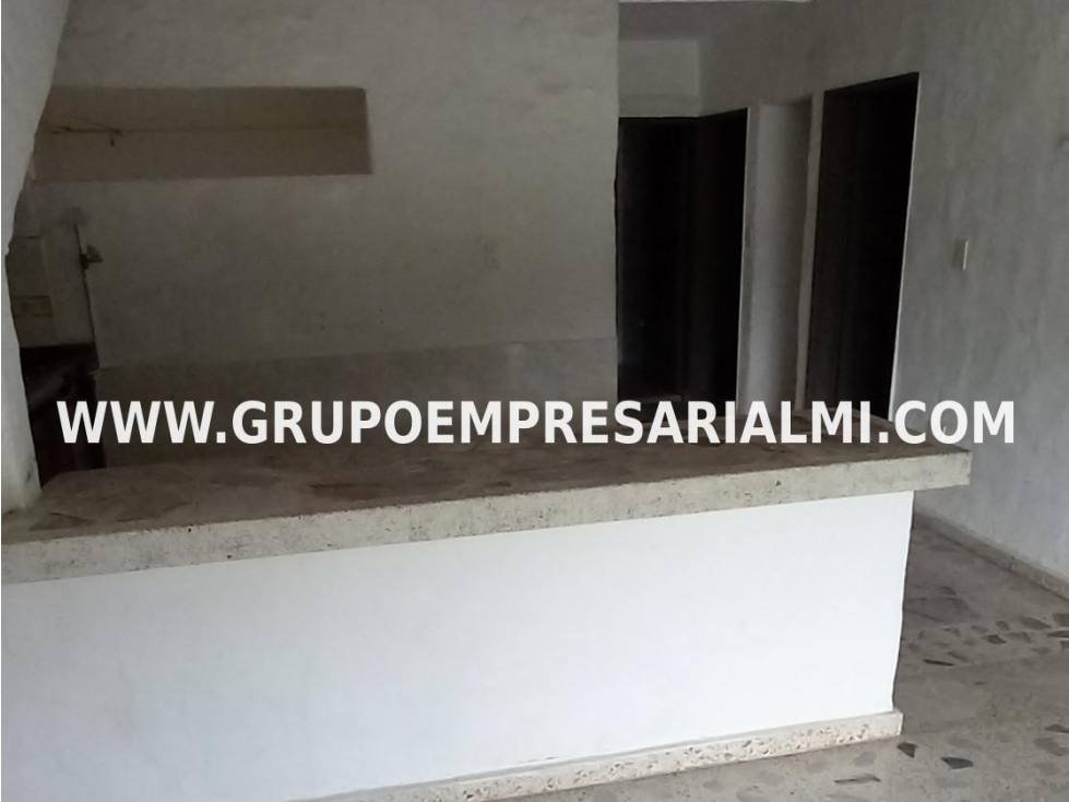 GRANDIOSA CASA UNIFAMILIAR EN VENTA - SECTOR EL HATILLO COD: 32753 - 4