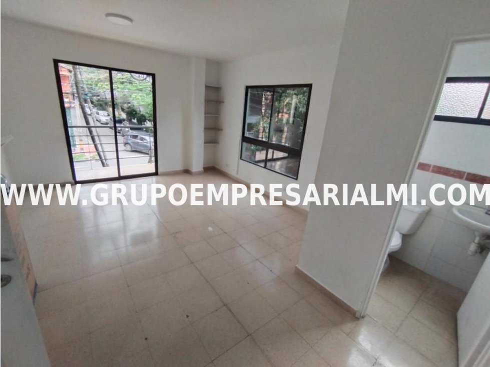 GRANDIOSA OFICINA EN ARRIENDO - SECTOR MAGNOLIA COD: 30826 - 1