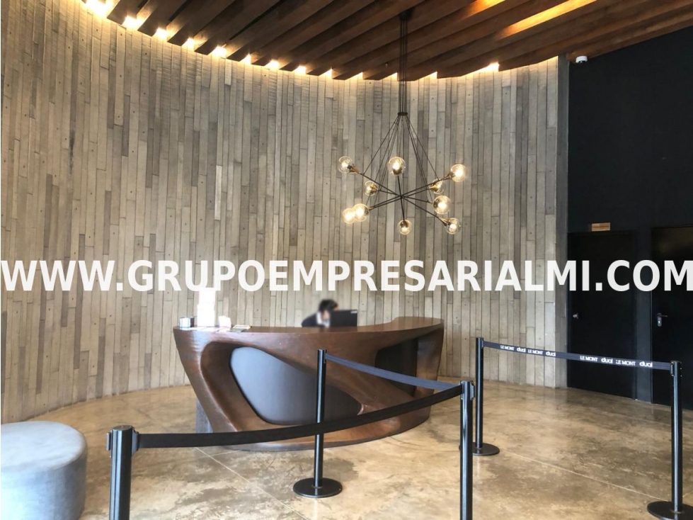 GRANDIOSA OFICINA EN ARRIENDO - SECTOR LAS PALMAS COD: 31103 - 5