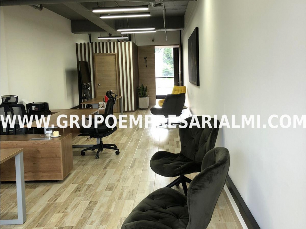 GRANDIOSA OFICINA EN ARRIENDO - SECTOR LAS PALMAS COD: 31103 - 3