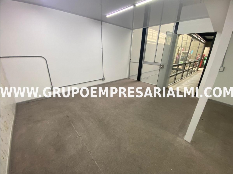 GRANDIOSA OFICINA EN ARRIENDO - LA ESMERALDA COD: 31418 - 4