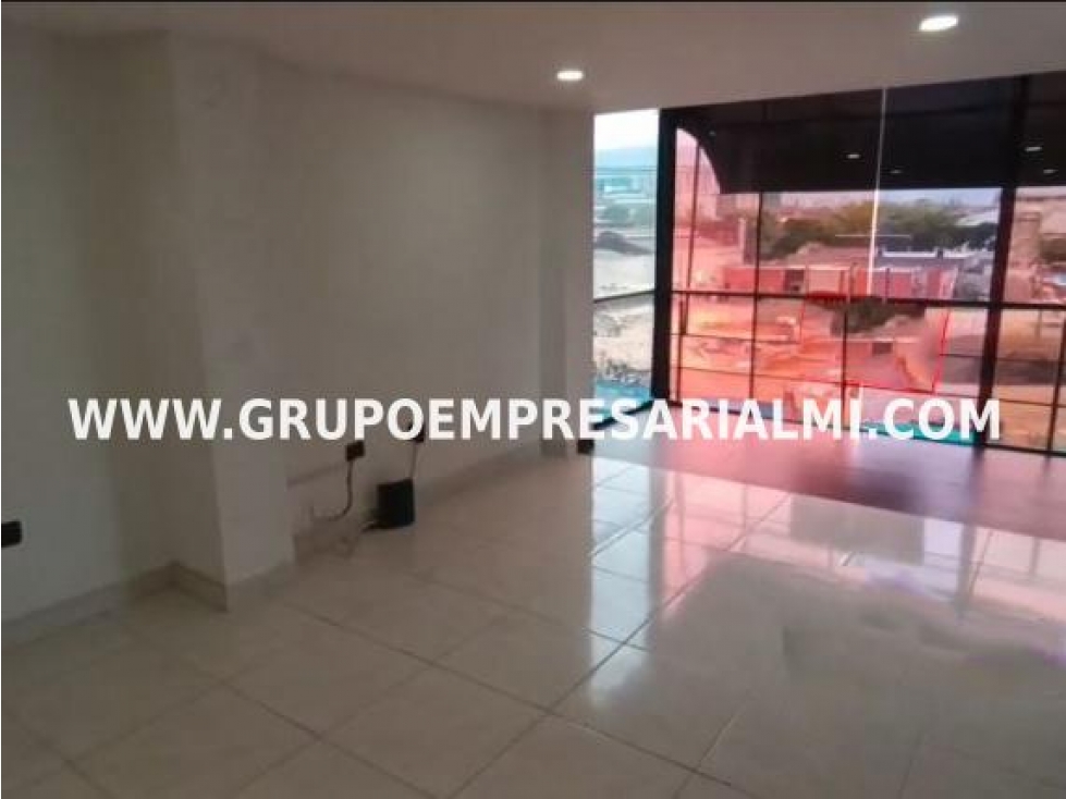 GRANDIOSA OFICINA EN ARRIENDO - SECTOR SAN DIEGO COD: 32379 — foto 3