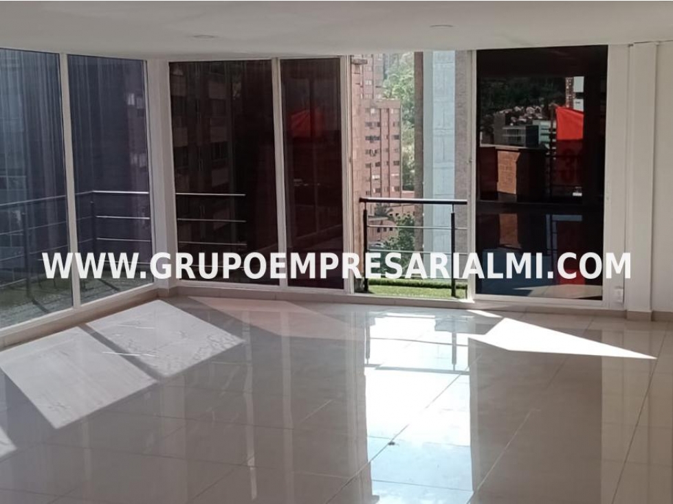 GRANDIOSA OFICINA EN ARRIENDO - SECTOR PROVENZA COD: 33565 - 4