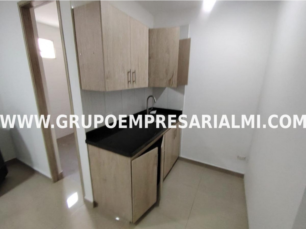 GRANDIOSO APARTAESTUDIO EN ARRIENDO - SECTOR CALASANZ COD: 33077 — foto 2