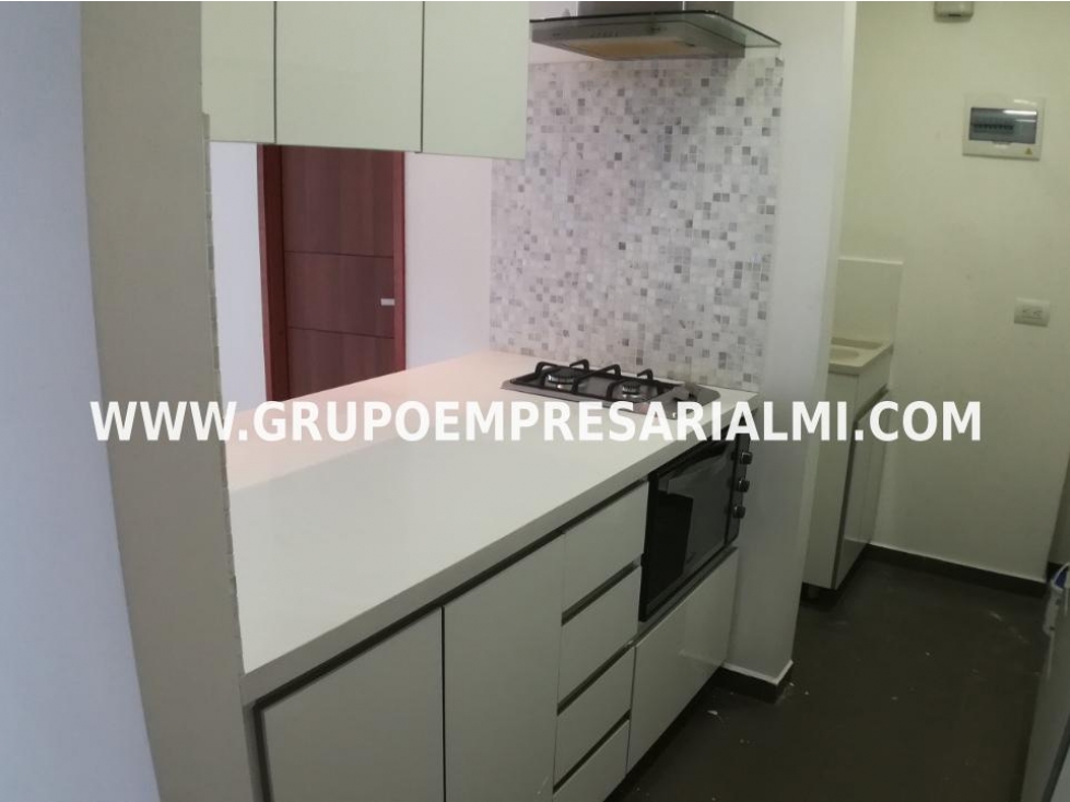GRANDIOSO APARTAESTUDIO EN ARRIENDO - SECTOR EL TESORO COD: 33240 — foto 6