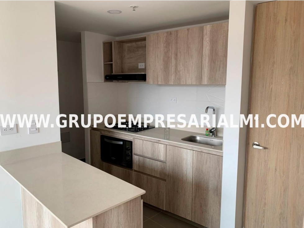 GRANDIOSO APARTAESTUDIO EN ARRIENDO - SECTOR GUAYABAL COD: 33528 — foto 2