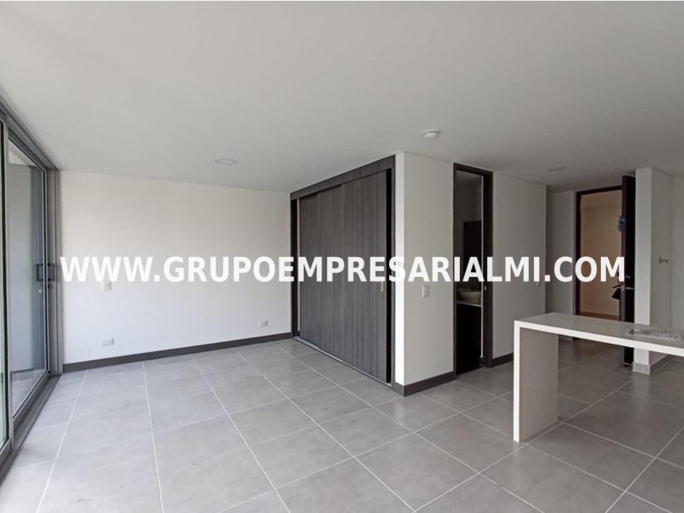 GRANDIOSO APARTAESTUDIO EN ARRIENDO - SECTOR CIUDAD DEL RÍO COD: 33791 — foto 3