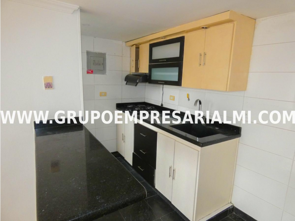 GRANDIOSO APARTAMENTO ARRIENDO - SECTOR LOMA DEL INDIO COD: 26368 — foto 5