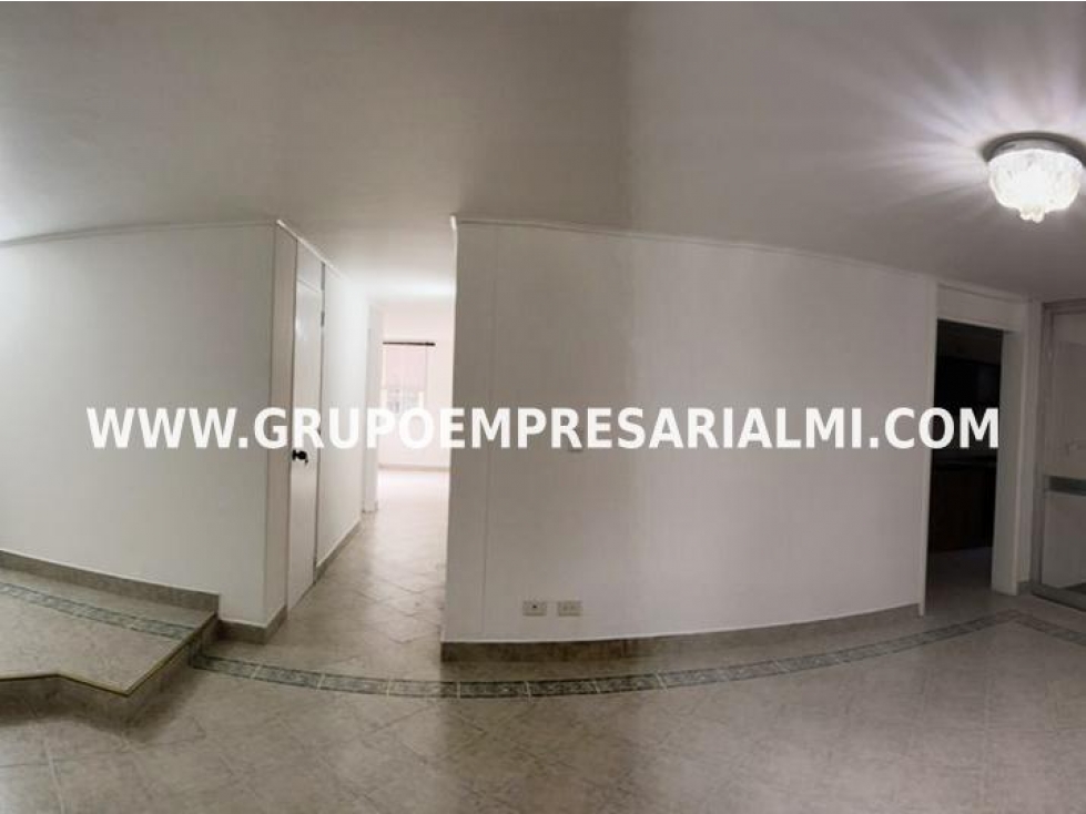 GRANDIOSO APARTAMENTO EN ARRIENDO - SECTOR AGUACATALA COD: 30869 — foto 3