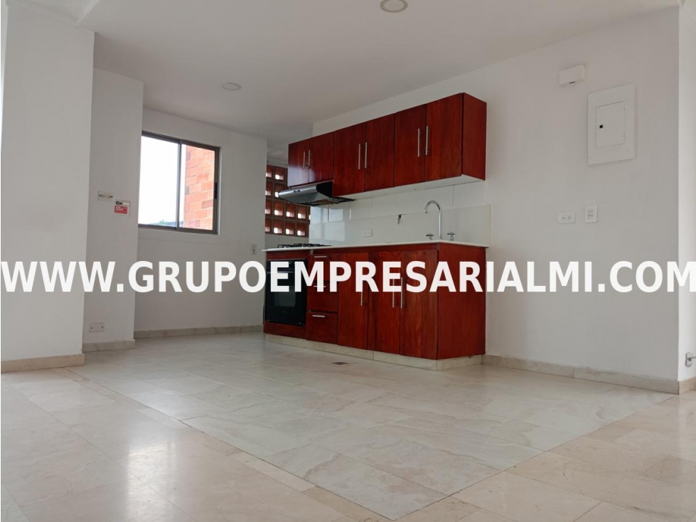 GRANDIOSO APARTAMENTO EN ARRIENDO - SECTOR EL POBLADO COD: 30889 — foto 5