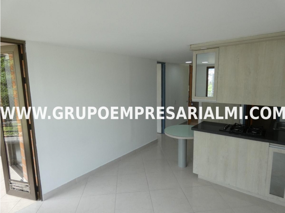 GRANDIOSO APARTAMENTO EN ARRIENDO - SECTOR LAURELES COD: 31097 — foto 5