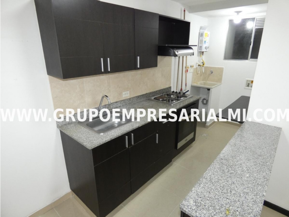 GRANDIOSO APARTAMENTO EN ARRIENDO - SECTOR CIUDAD DEL RÍO COD: 1944 — foto 5