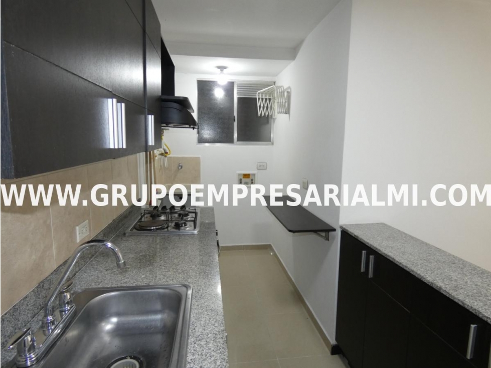 GRANDIOSO APARTAMENTO EN ARRIENDO - SECTOR CIUDAD DEL RÍO COD: 1944 — foto 6