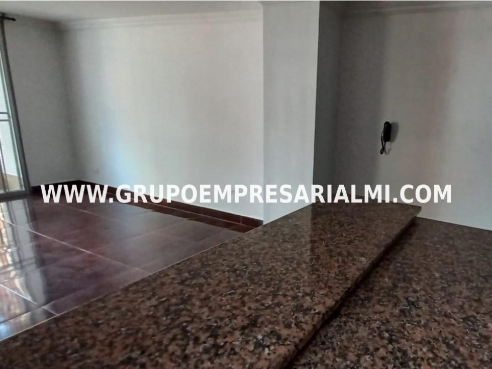 GRANDIOSO APARTAMENTO EN ARRIENDO - SECTOR LA CASTELLANA COD: 31170 — foto 4