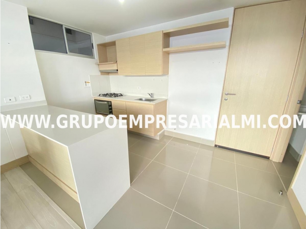 GRANDIOSO APARTAMENTO EN ARRIENDO - SECTOR LOMA DEL INDIO COD: 31410 — foto 4