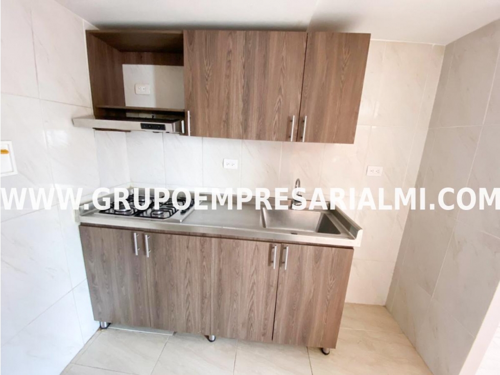 GRANDIOSO APARTAMENTO EN ARRIENDO - SECTOR PAJARITO COD: 31449 — foto 3