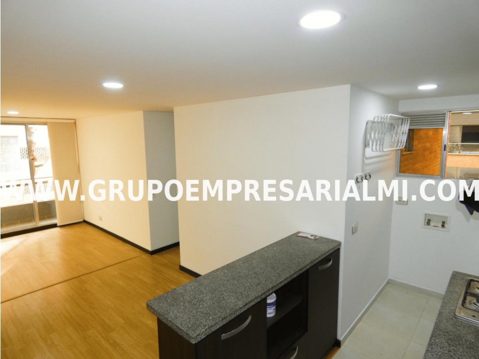 GRANDIOSO APARTAMENTO EN ARRIENDO - SECTOR CIUDAD DEL RÍO COD: 31236