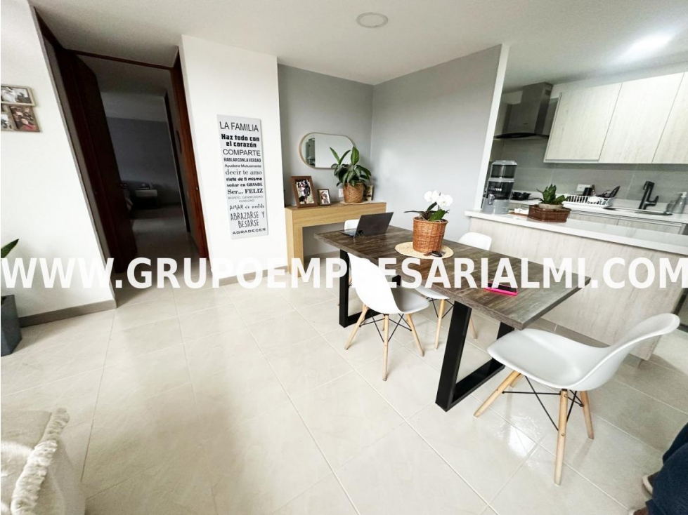 GRANDIOSO APARTAMENTO EN ARRIENDO - SECTOR EL PORTAL COD: 31685 — foto 4