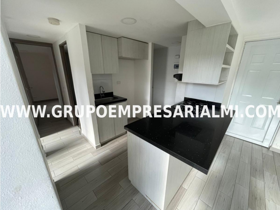 GRANDIOSO APARTAMENTO EN ARRIENDO - SECTOR PAJARITO COD: 32338 — foto 3