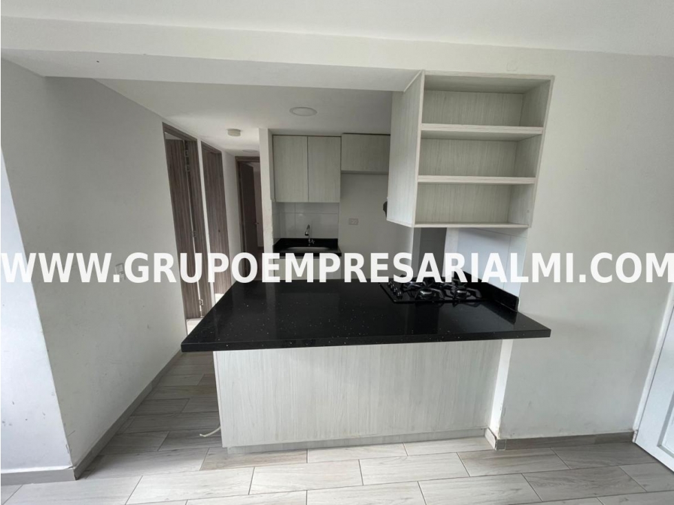 GRANDIOSO APARTAMENTO EN ARRIENDO - SECTOR PAJARITO COD: 32338 — foto 4